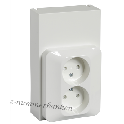 E Nummer 18 958 02 Sockeldosa 2 V Oj P Vit Schneider Electric Sverige Ab